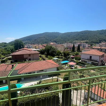 La Terrazza Di Paola Apartment